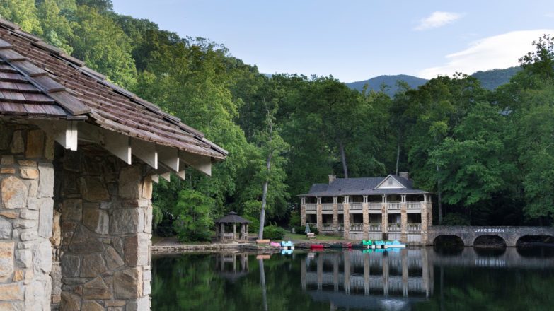 View of Lake Susan and Left Bank.